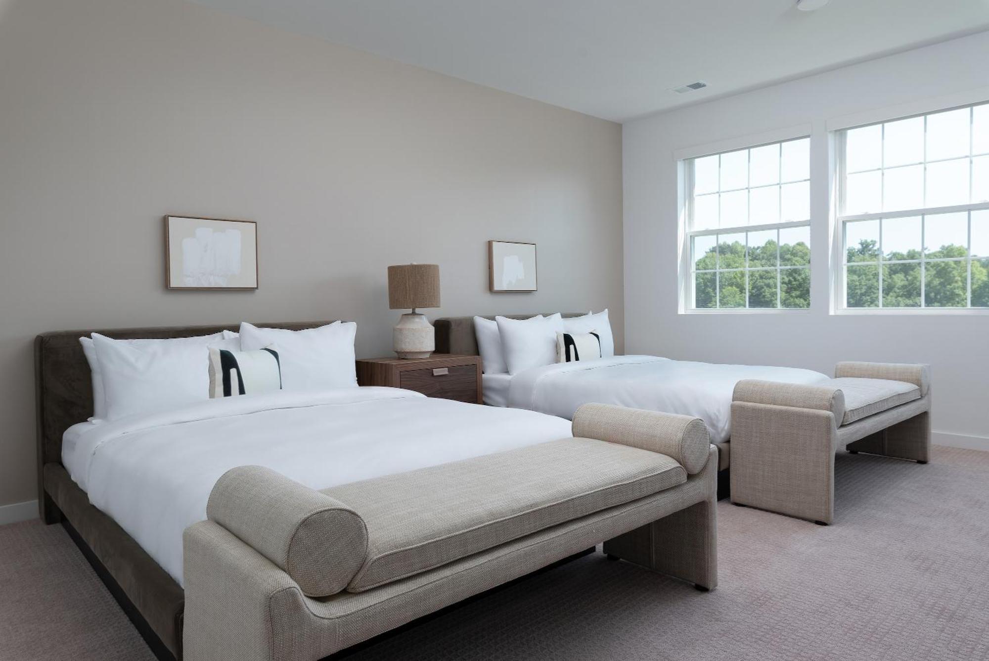 Boardwalk Hotel On Lake Anna By Kasa Mineral Bagian luar foto