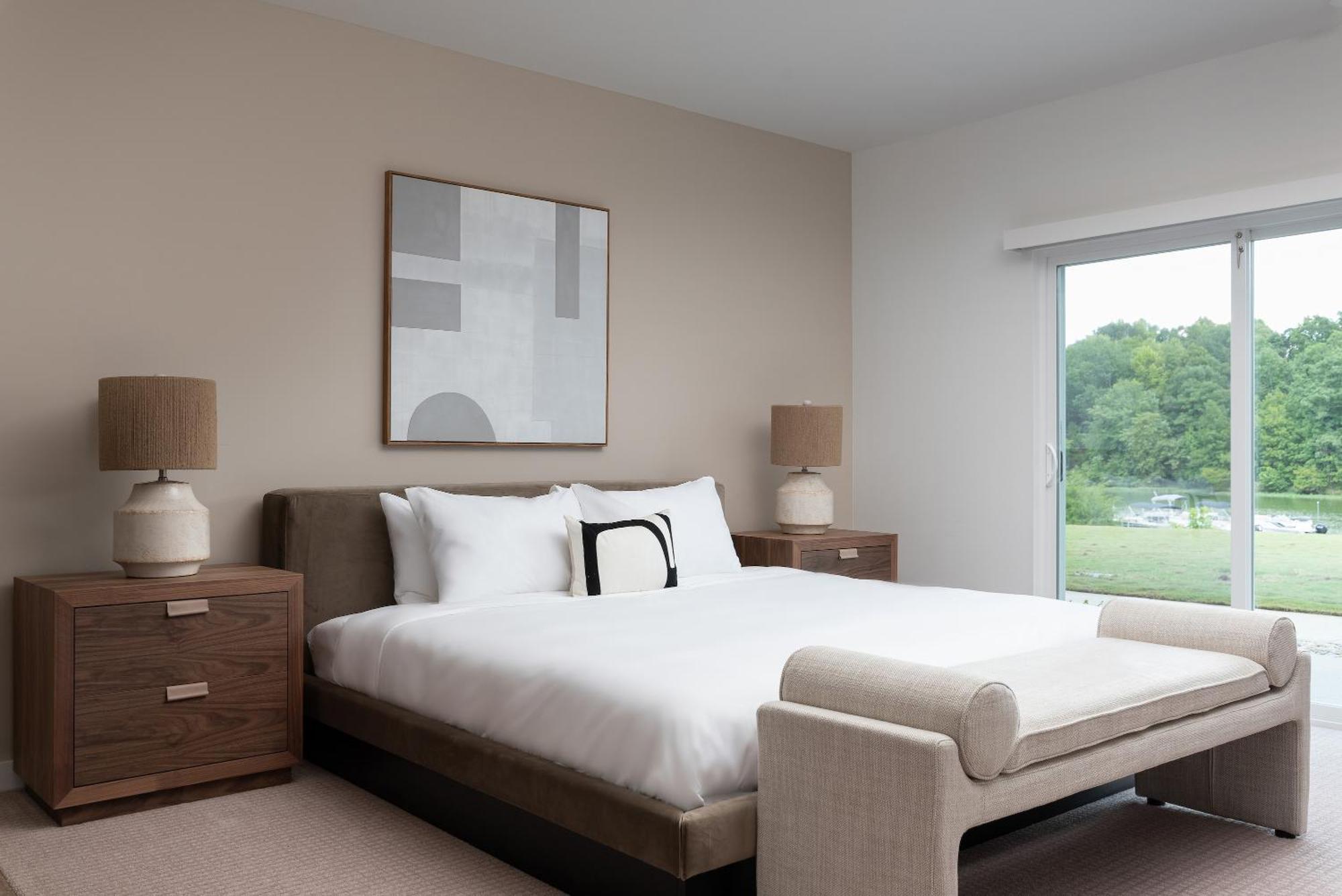 Boardwalk Hotel On Lake Anna By Kasa Mineral Bagian luar foto